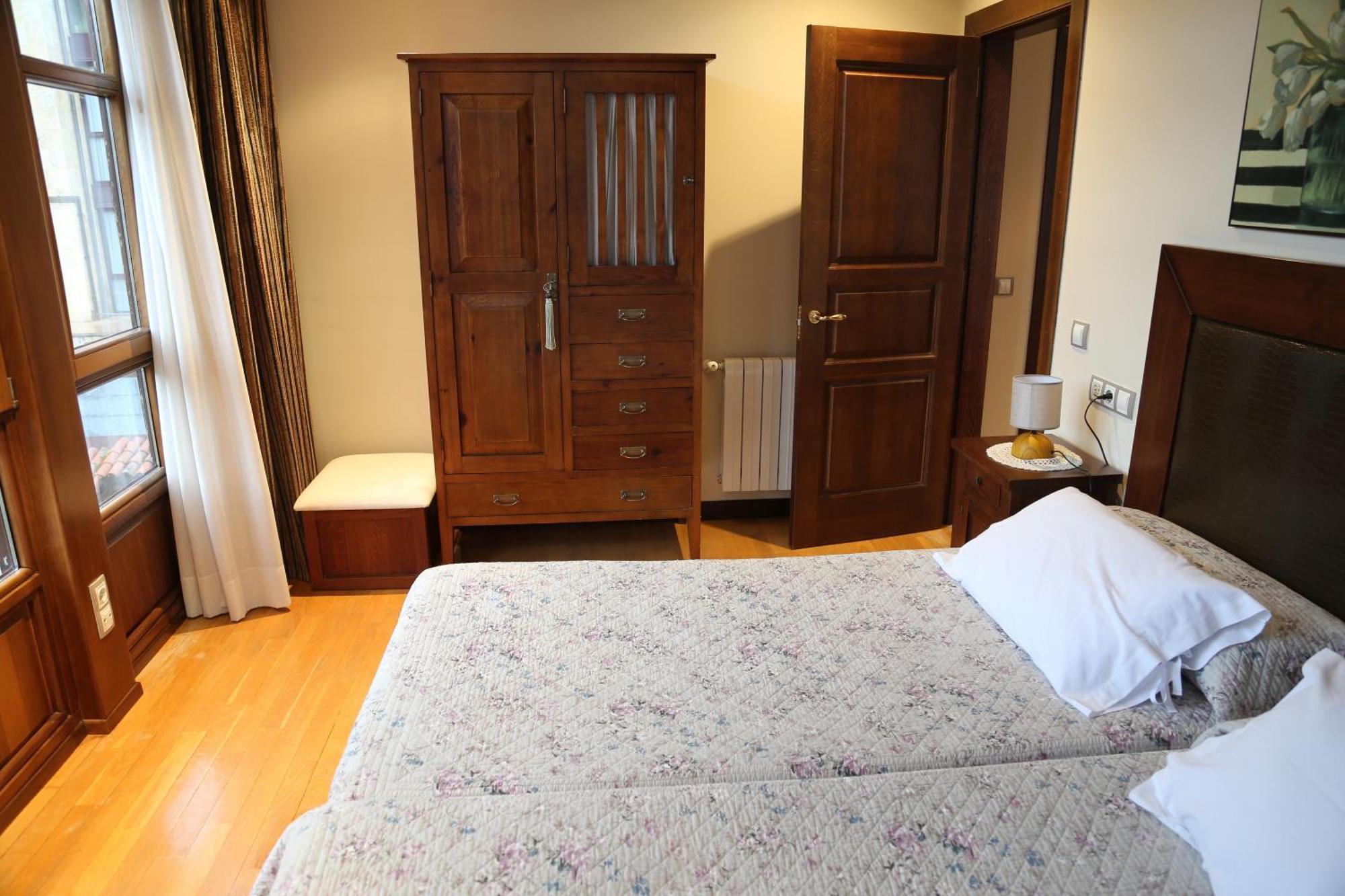 אינפייסטו Apartamentos La Pontiga *** חדר תמונה